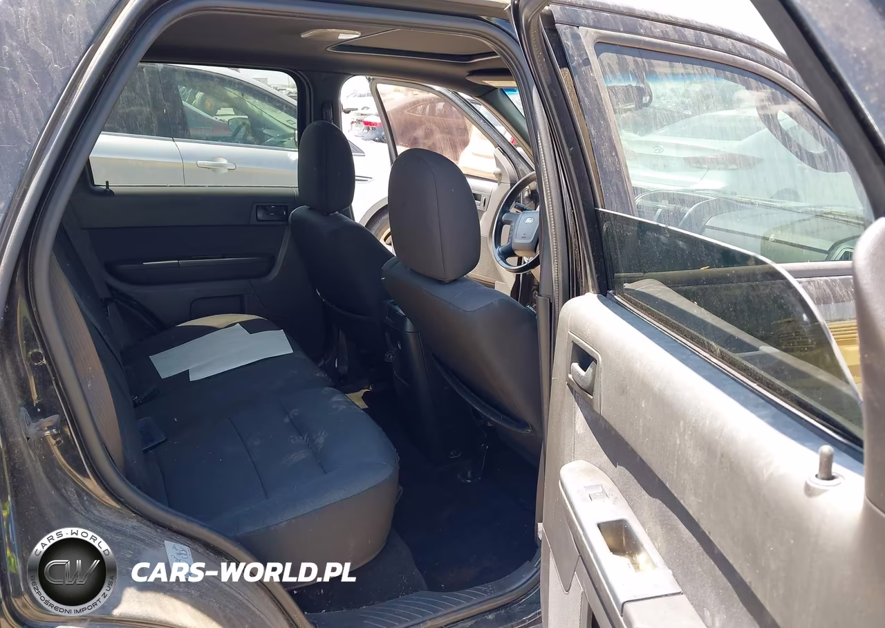 2010 Ford Escape Xlt VIN:1FMCU0D75AKC71940 - 8