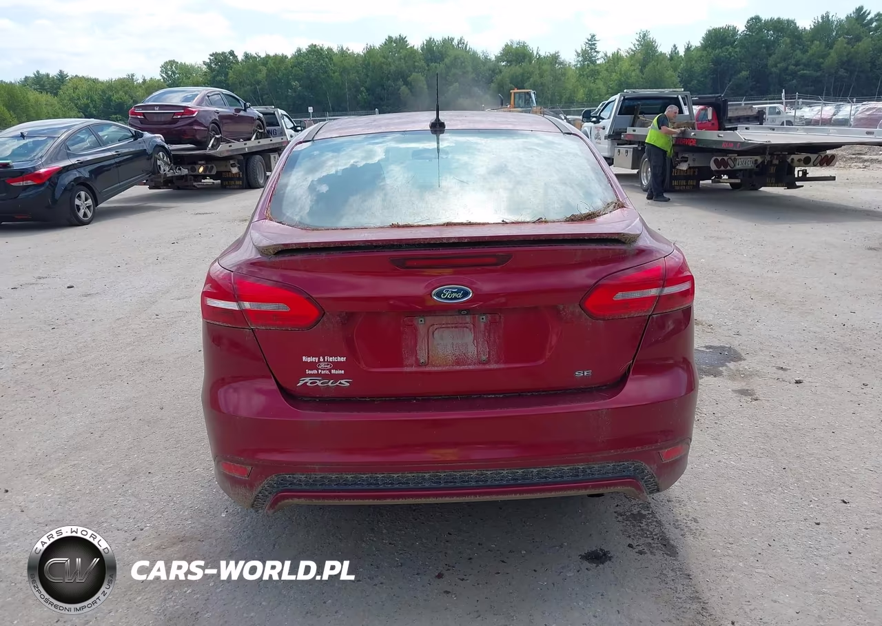2015 Ford Focus Se VIN:1FADP3F28FL321143 - 15