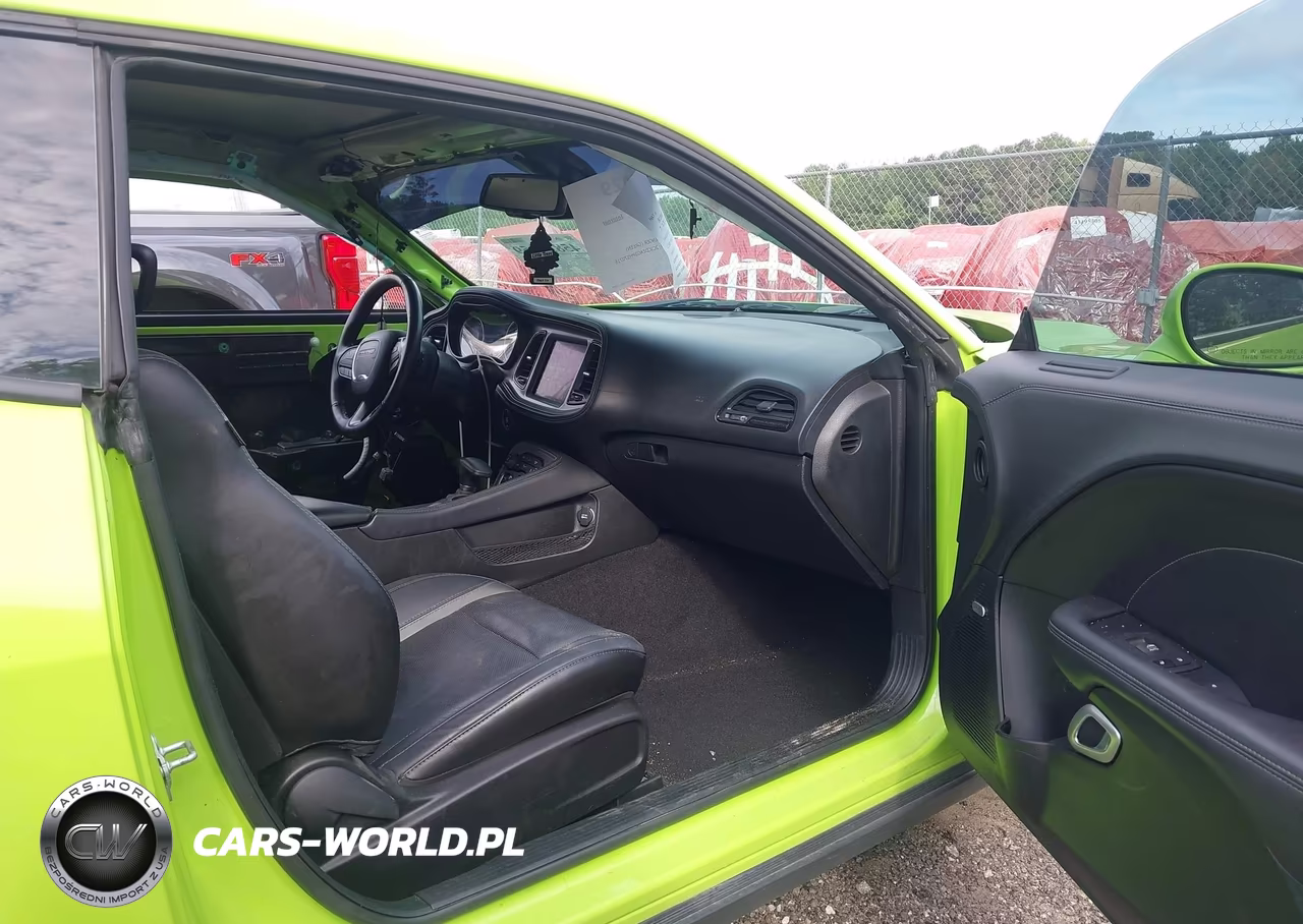 2023 Dodge Challenger Sxt VIN:2C3CDZAG3PH570716 - 5