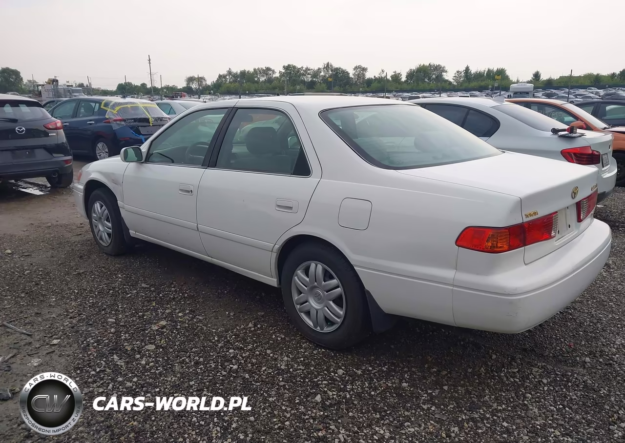 2000 Toyota Camry Le V6 VIN:4T1BF22K0YU942129 - 3
