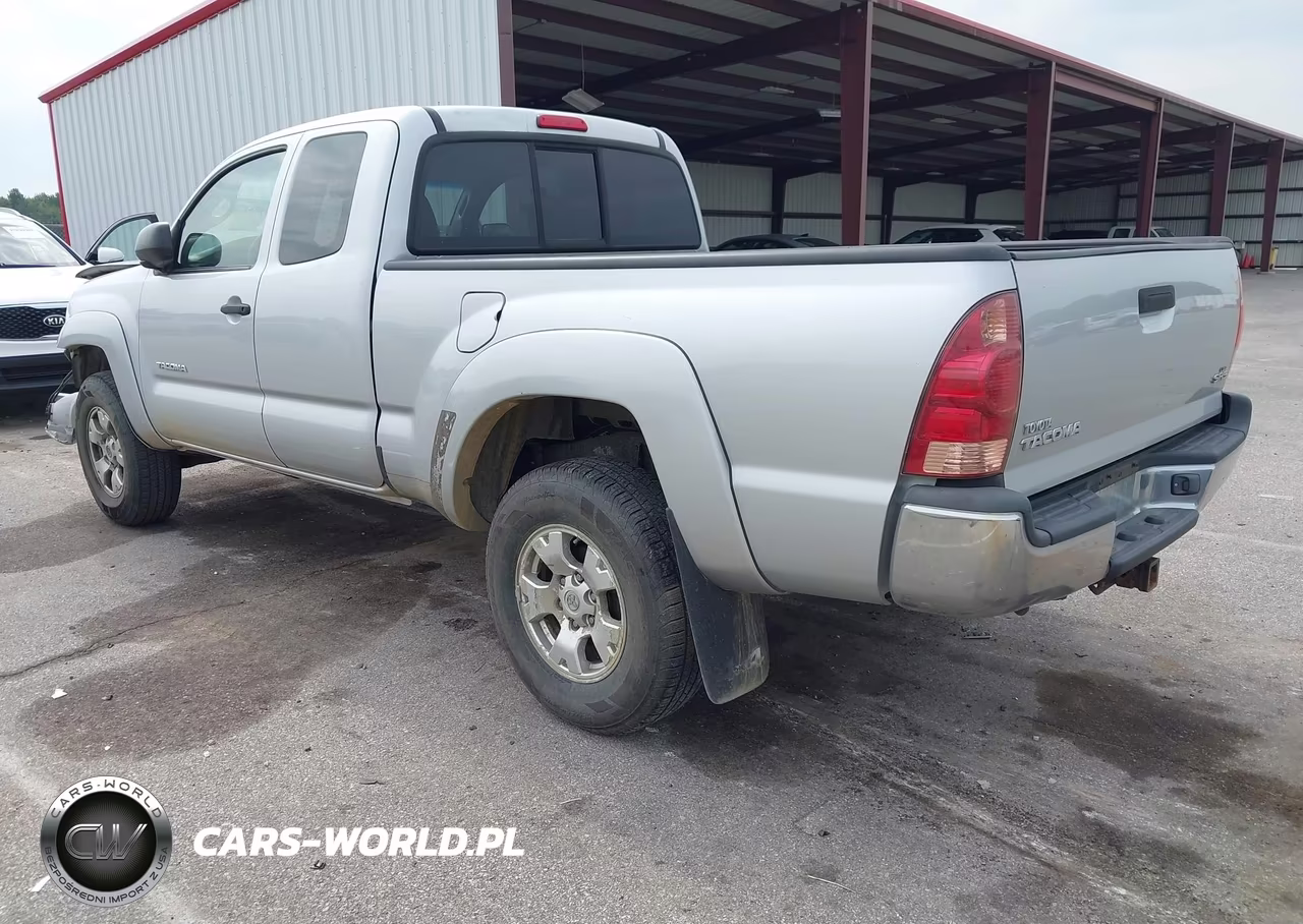 2007 Toyota Tacoma VIN:5TEUX42N27Z366646 - 3