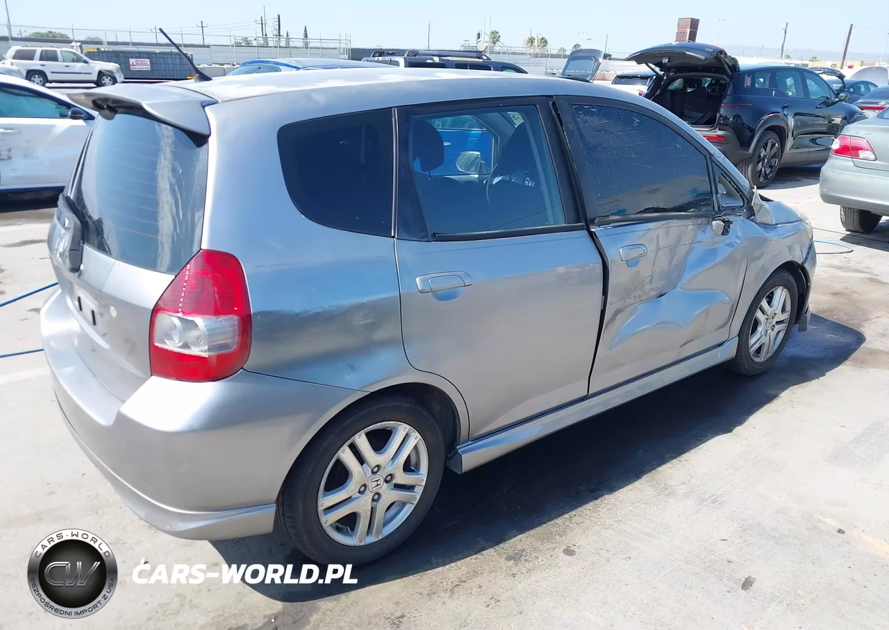 2007 Honda Fit Sport VIN:JHMGD38647S013649 - 4