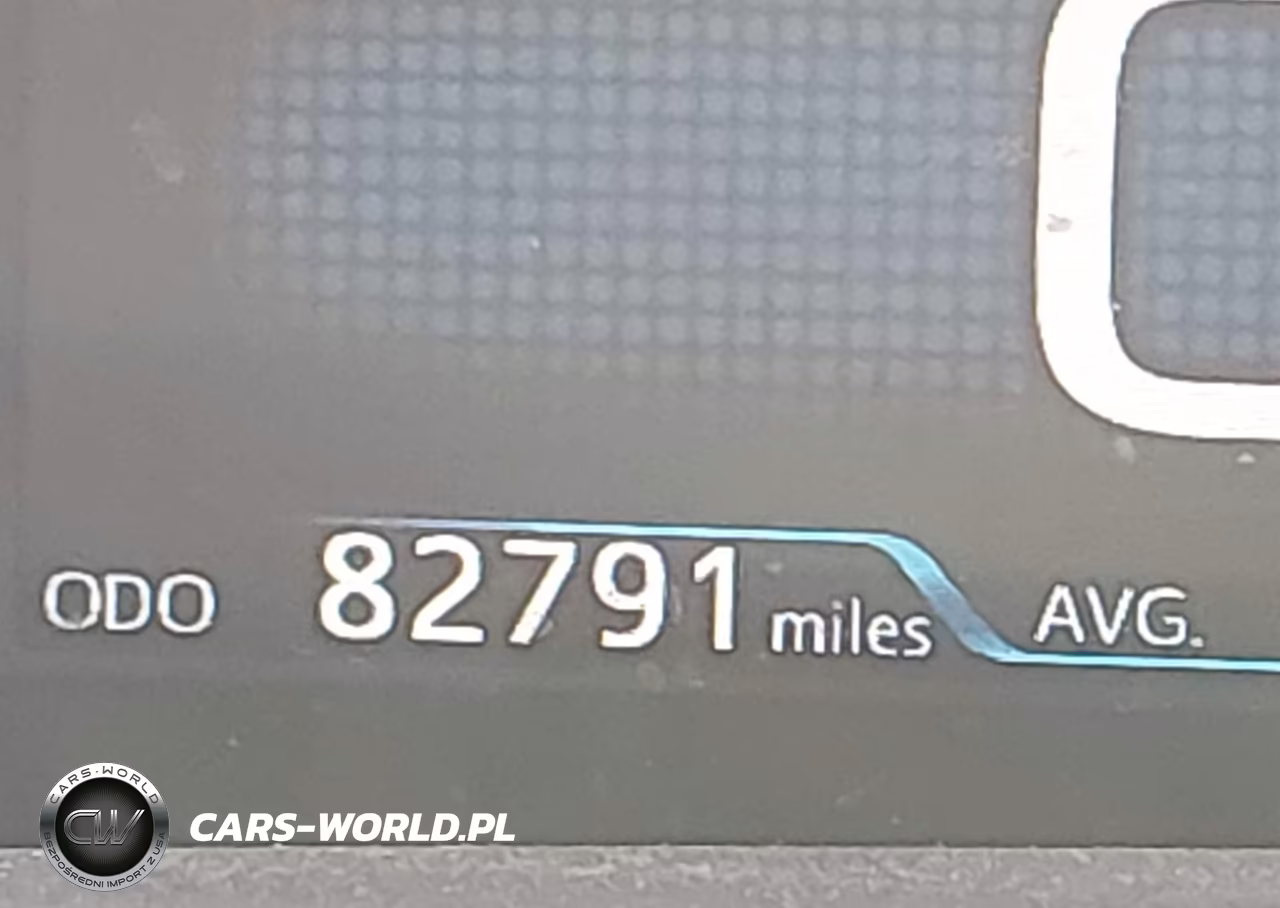 2017 Toyota Prius Three Touring VIN:JTDKARFU3H3045898 - 15