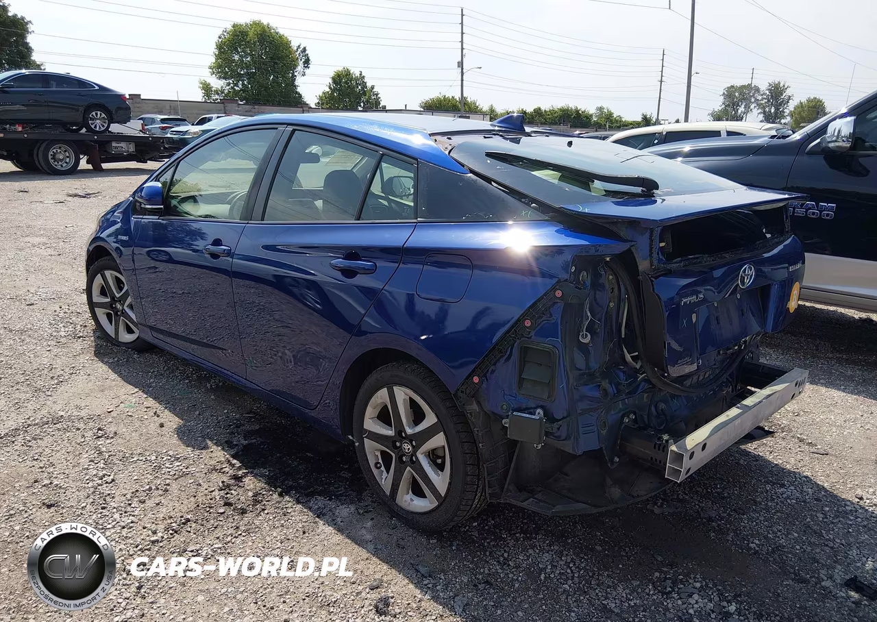 2017 Toyota Prius Three Touring VIN:JTDKARFU3H3045898 - 3