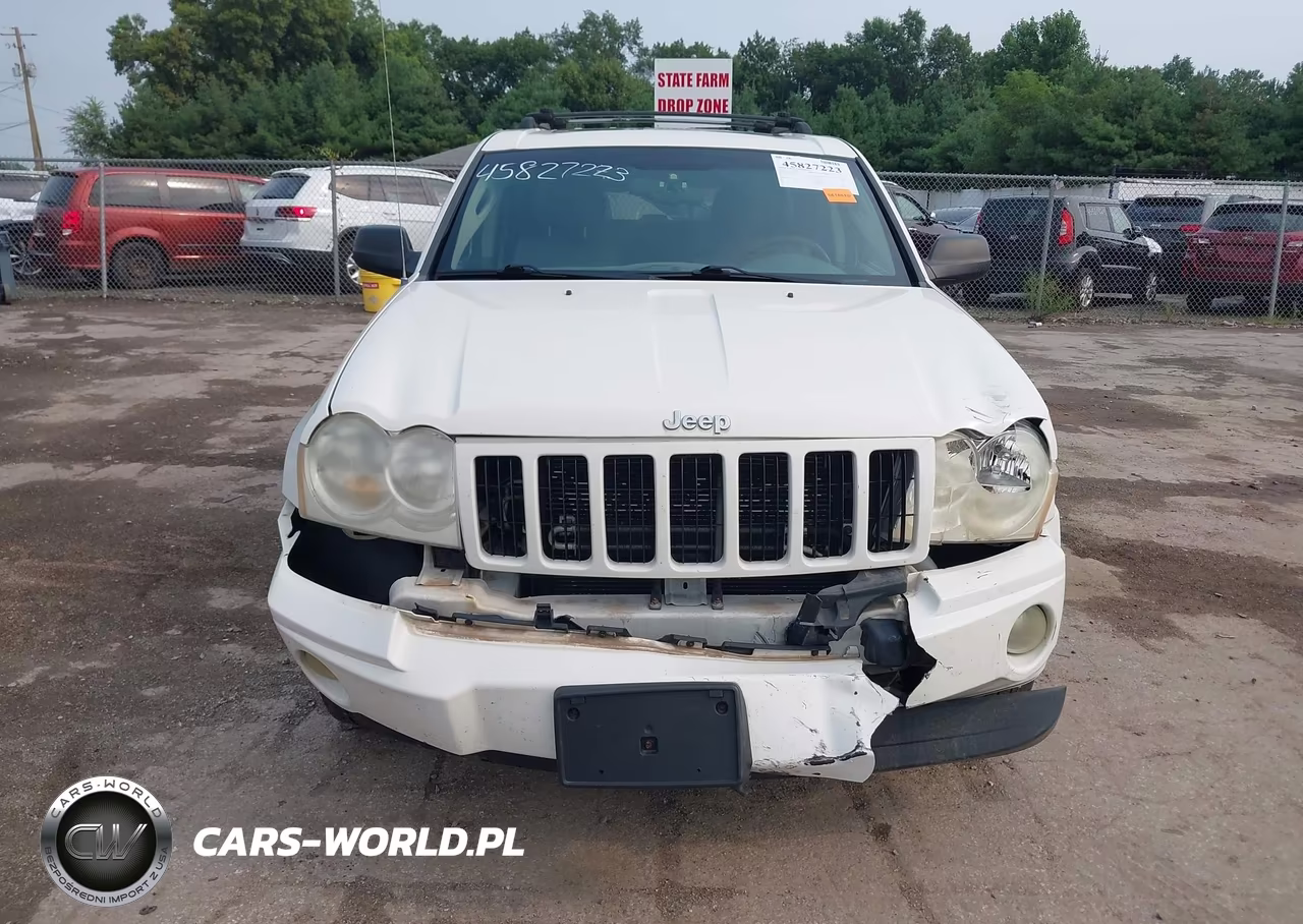 2005 Jeep Grand Cherokee Laredo VIN:1J8GR48K85C596930 - 12