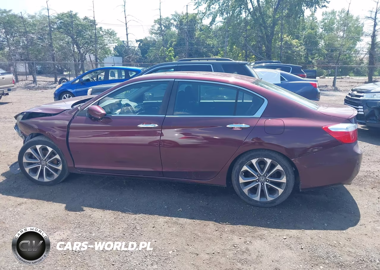 2015 Honda Accord Sport VIN:1HGCR2F56FA235766 - 13