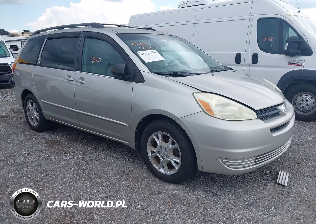 2004 Toyota Sienna Ce-Le