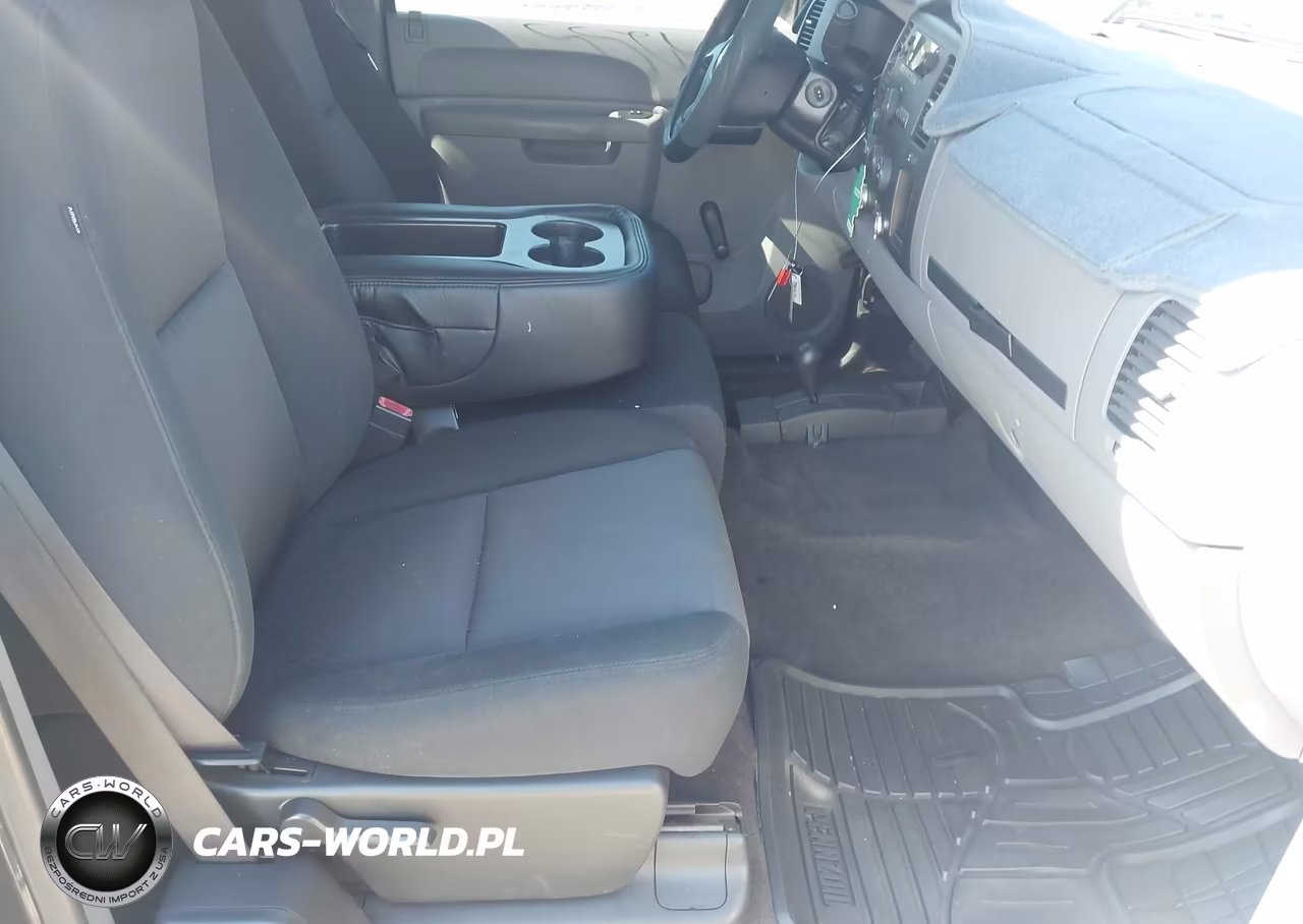 2010 GMC Sierra 1500 Work Truck VIN:1GTSKTEA8AZ195591 - 5