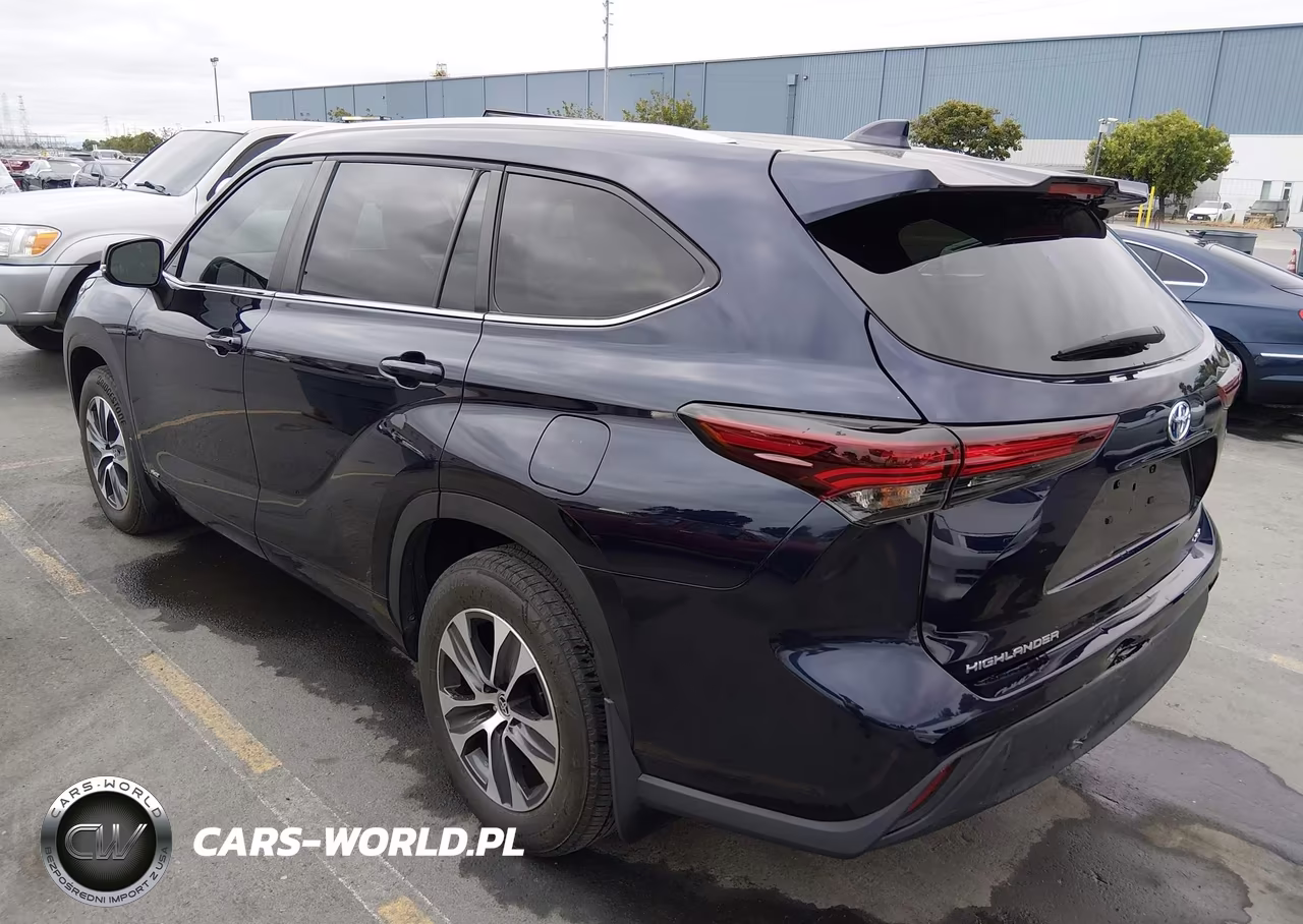 2024 Toyota Highlander Hybrid Xle VIN:5TDKBRCHXRS631096 - 3