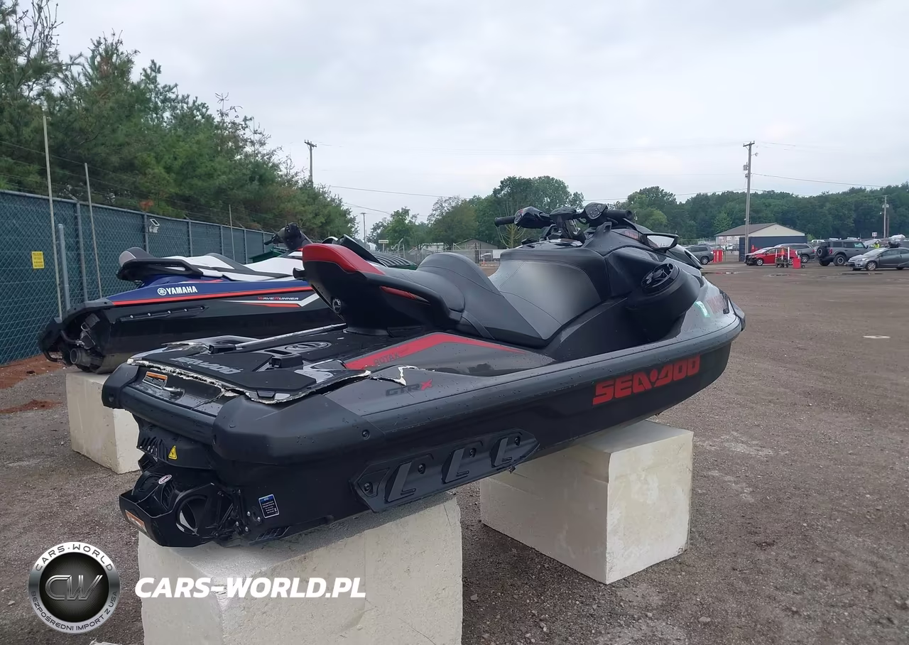 2025 Seadoo Seadoo VIN:0000070E525000000 - 4