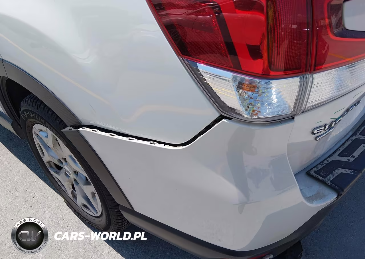 2019 Subaru Forester VIN:JF2SKACC5KH564988 - 18