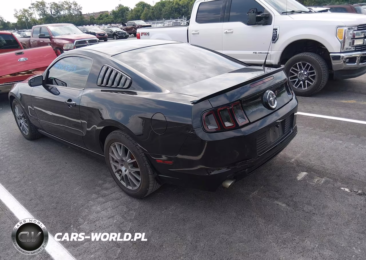 2014 Ford Mustang V6 VIN:1ZVBP8AM2E5269239 - 3