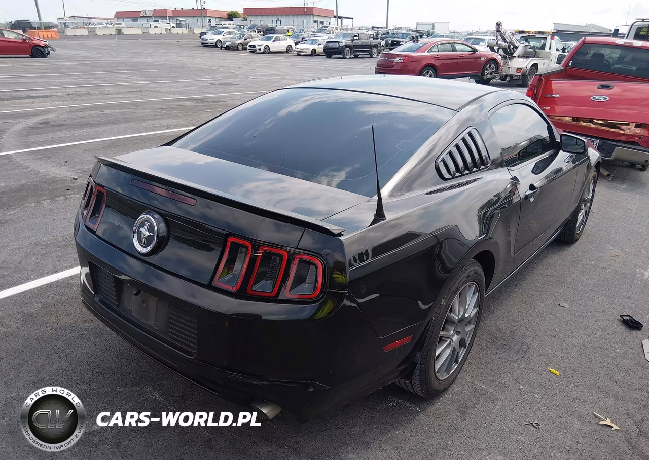 2014 Ford Mustang V6 VIN:1ZVBP8AM2E5269239 - 4