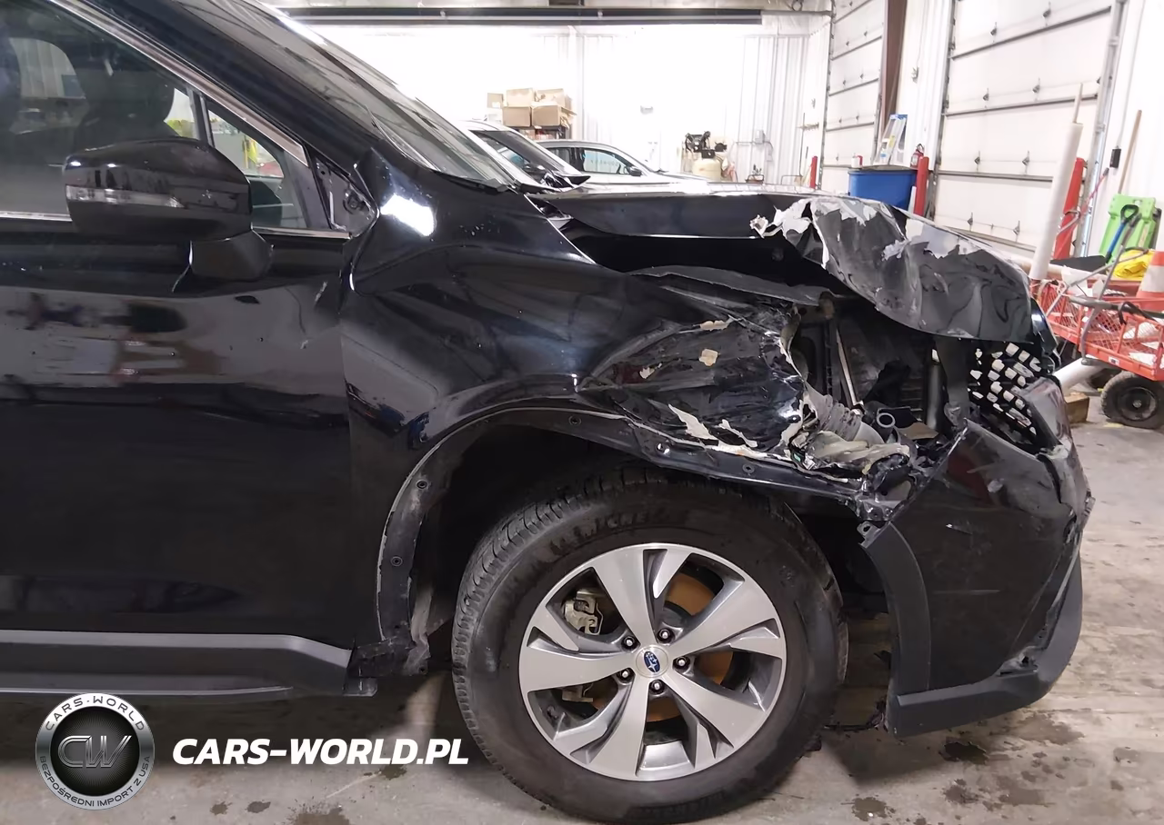 2023 Subaru Ascent Premium 8-Passenger VIN:4S4WMABD9P3441067 - 6