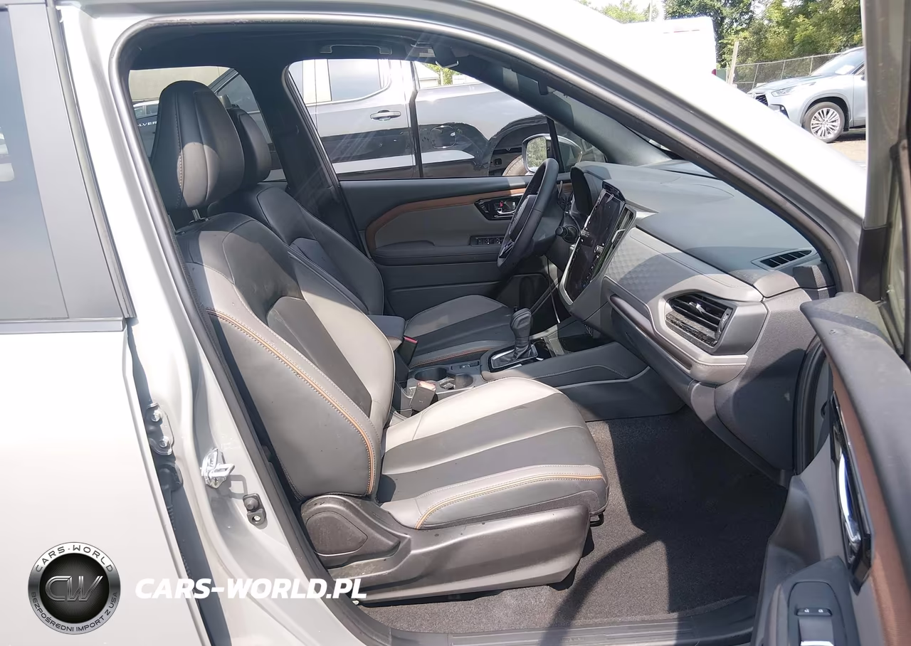 2025 Subaru Forester Sport Hybrid VIN:JF2SLSJD5SH449094 - 5