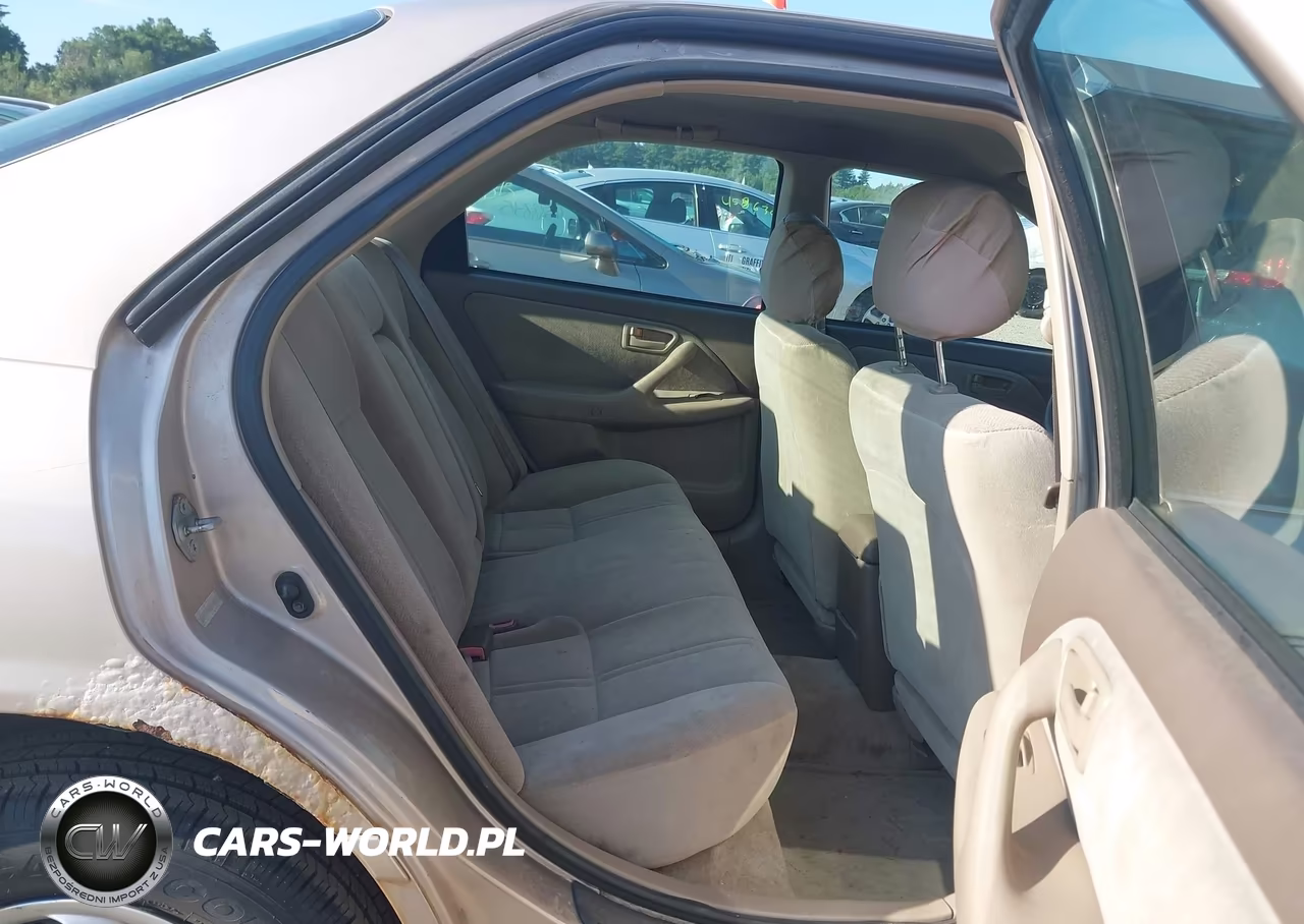 2000 Toyota Camry Ce VIN:4T1BG22K1YU647862 - 8