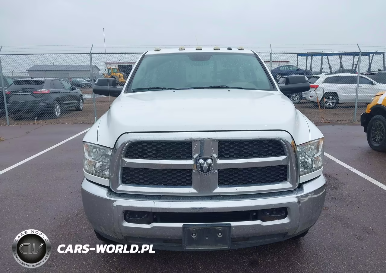 2018 Ram 3500 Chassis Tradesman-Slt VIN:3C7WRTBL2JG231443 - 12