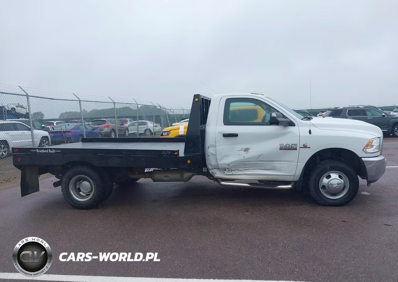 2018 Ram 3500 Chassis Tradesman-Slt VIN:3C7WRTBL2JG231443 - 13