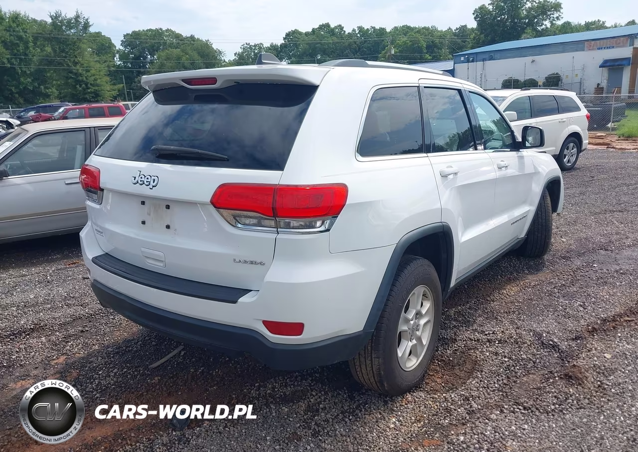 2014 Jeep Grand Cherokee Laredo VIN:1C4RJEAGXEC185659 - 4