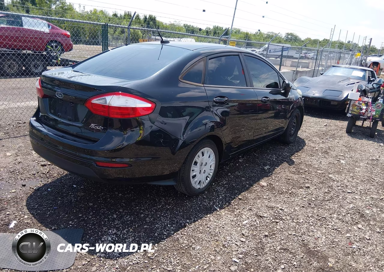 2014 Ford Fiesta S VIN:3FADP4AJ3EM127671 - 4