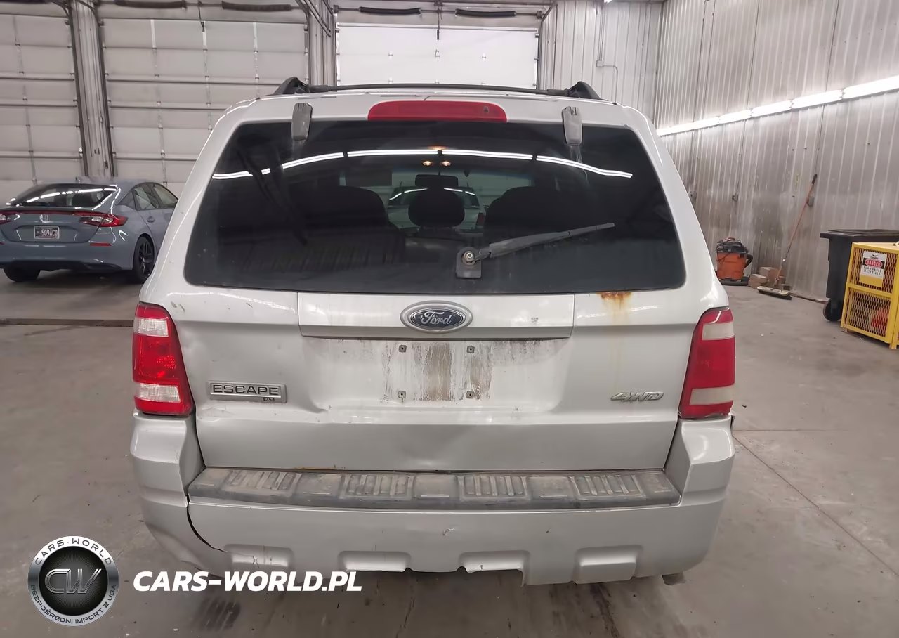 2009 Ford Escape Xlt VIN:1FMCU93749KB78456 - 17