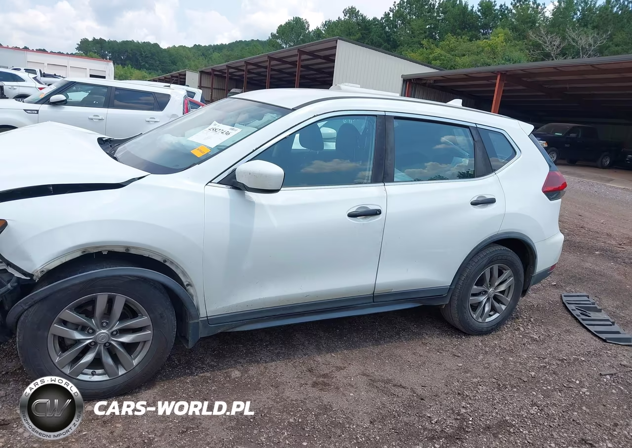 2018 Nissan Rogue S VIN:KNMAT2MT7JP609350 - 14