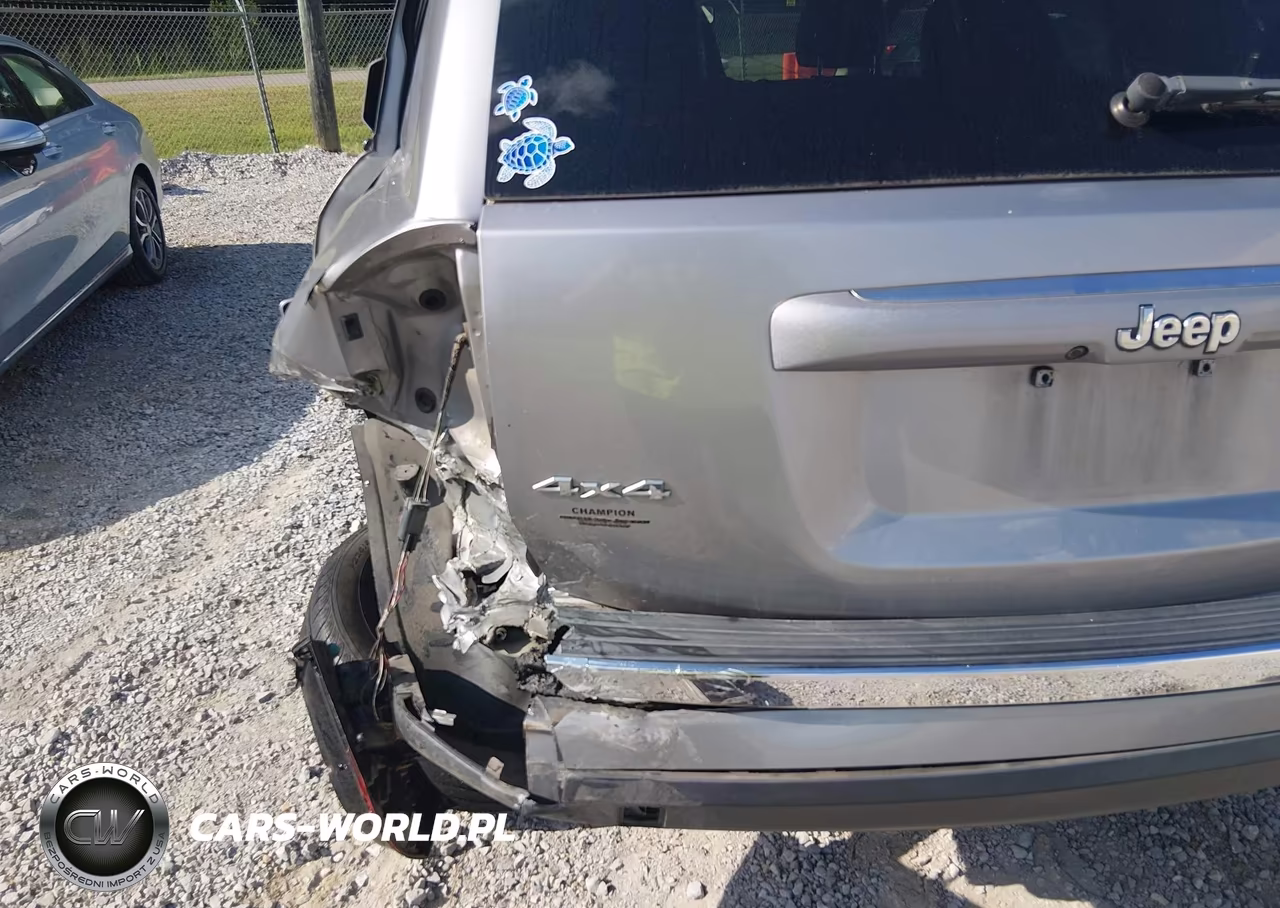 2017 Jeep Compass High Altitude VIN:1C4NJDEB1HD107583 - 6
