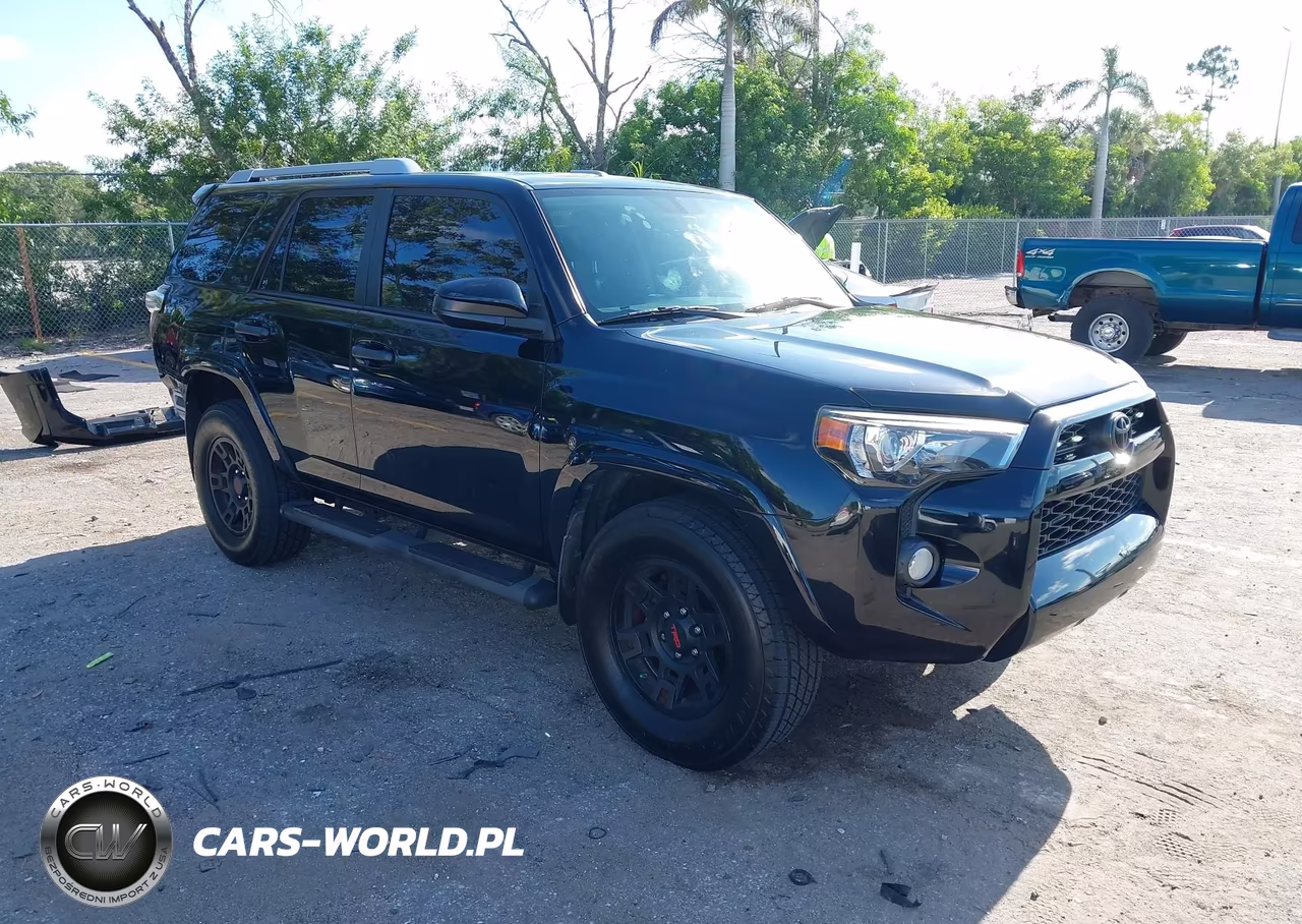 2018 Toyota 4Runner Sr5