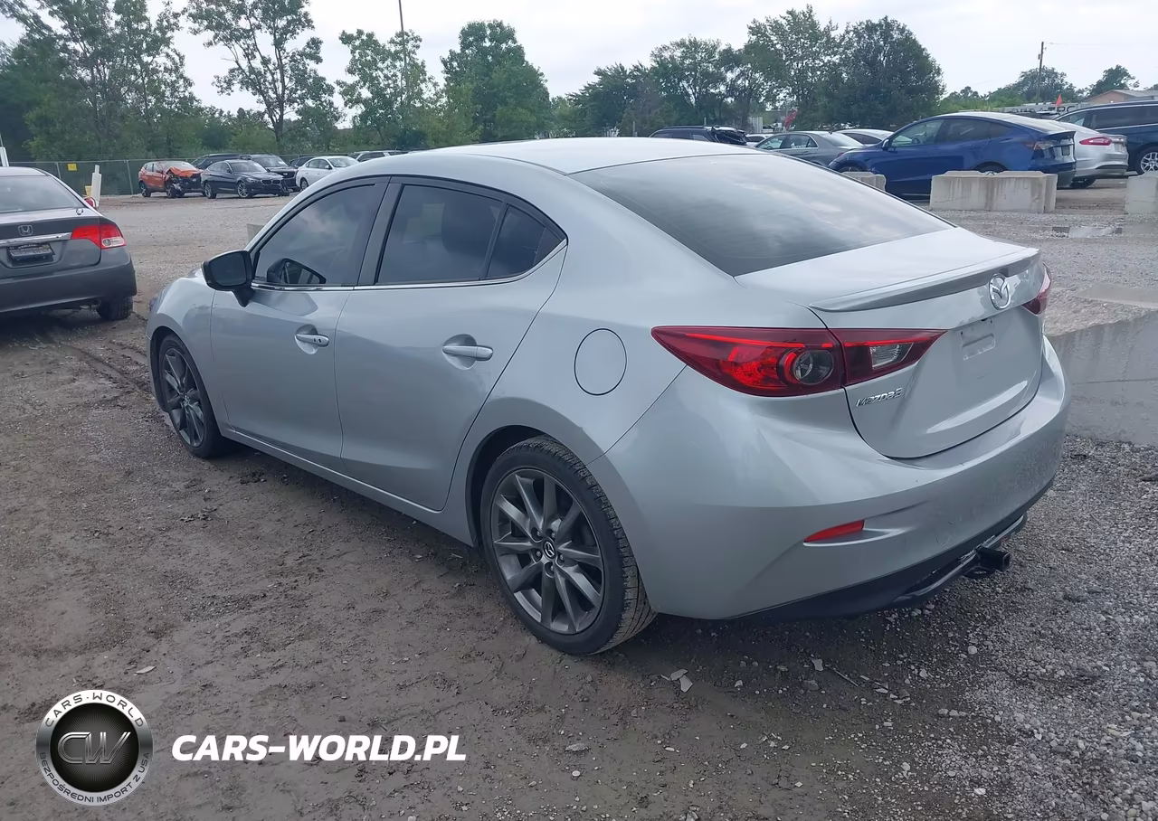 2018 Mazda Mazda3 Touring VIN:3MZBN1V38JM266963 - 3