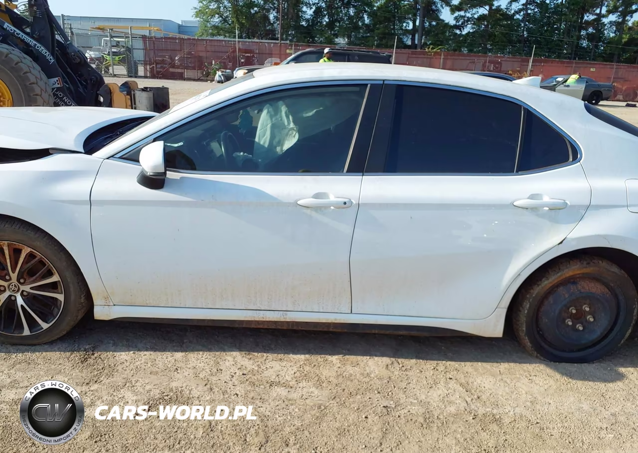 2020 Toyota Camry Se VIN:4T1G11AK8LU999767 - 13