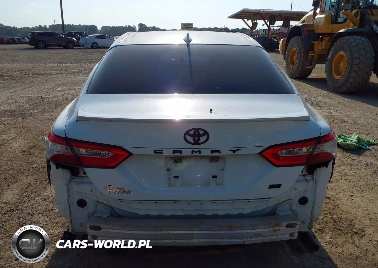 2020 Toyota Camry Se VIN:4T1G11AK8LU999767 - 15