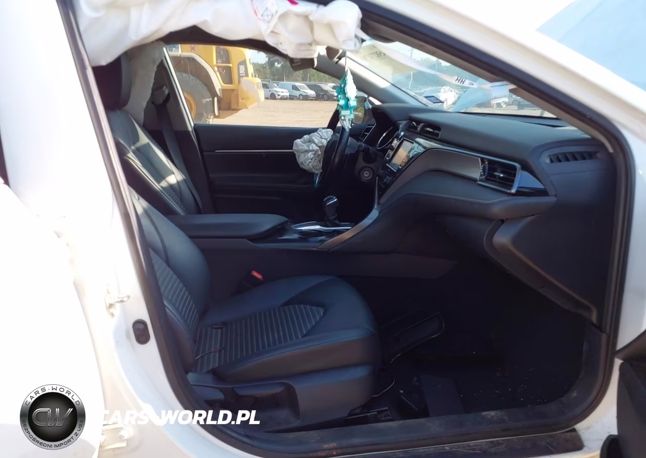 2020 Toyota Camry Se VIN:4T1G11AK8LU999767 - 5