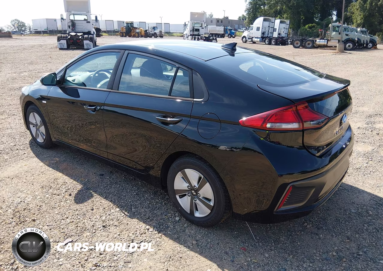2020 Hyundai Ioniq Hybrid Blue VIN:KMHC65LC3LU220143 - 3