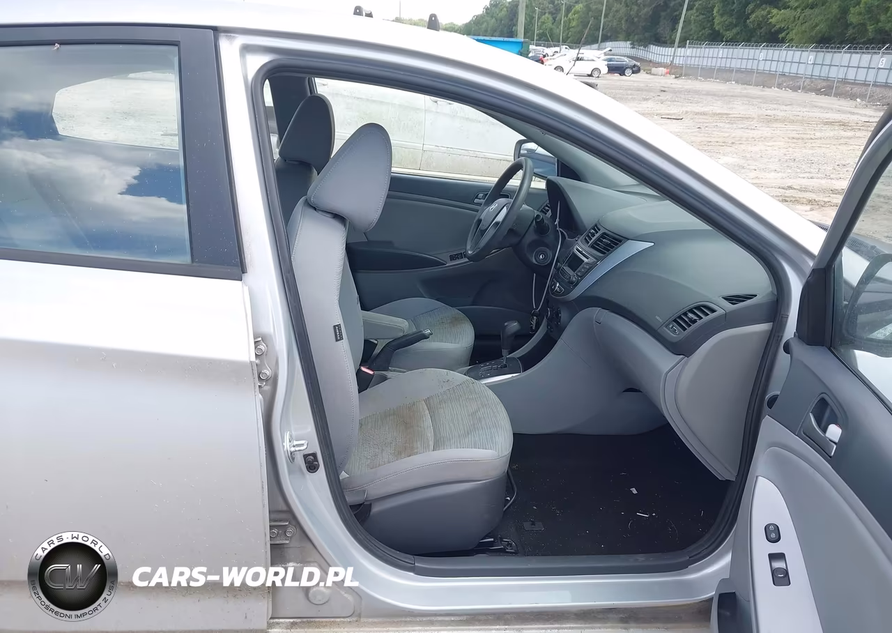 2015 Hyundai Accent Gls VIN:KMHCT4AE0FU883018 - 5