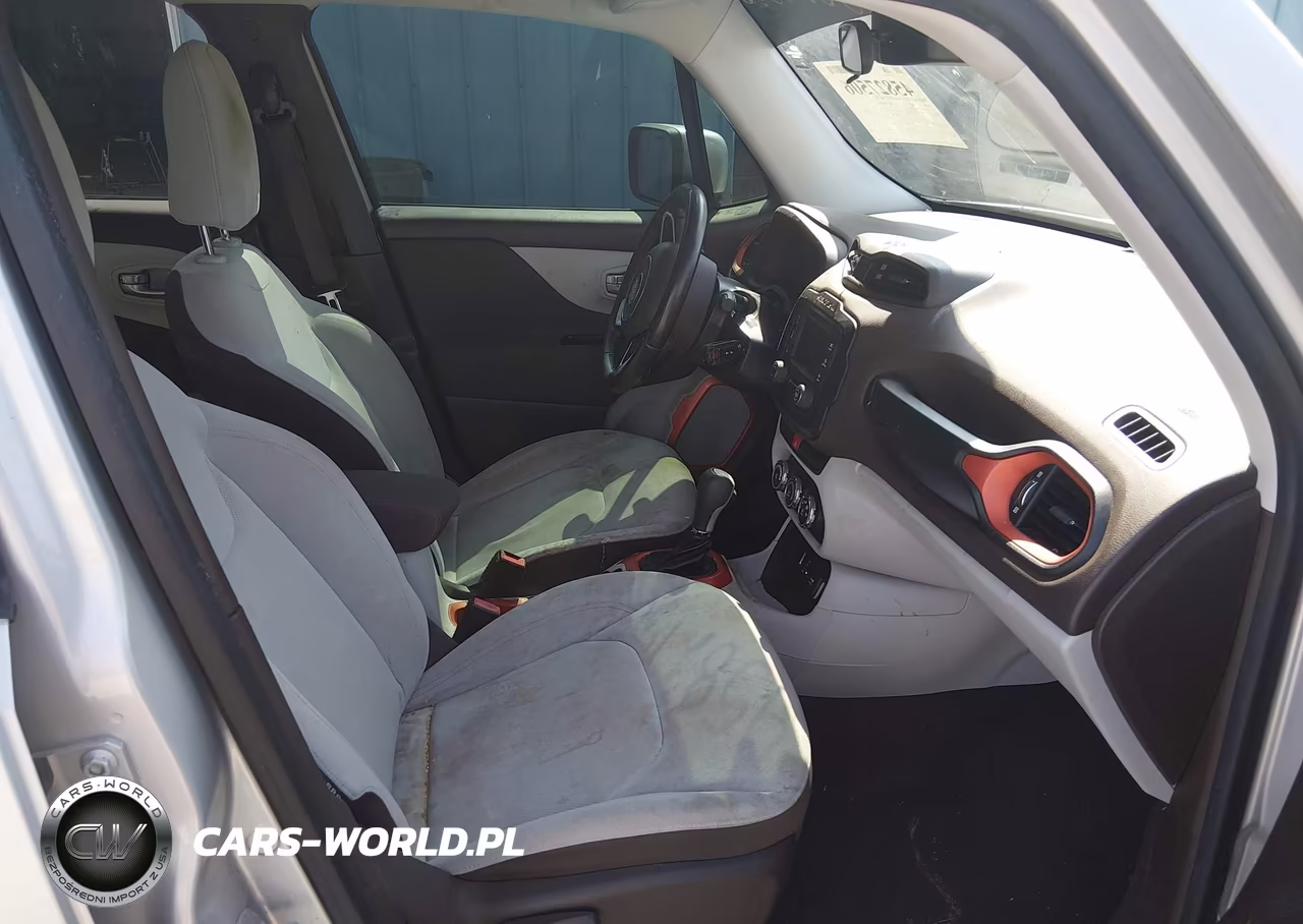 2015 Jeep Renegade Latitude VIN:ZACCJABT1FPB50838 - 5