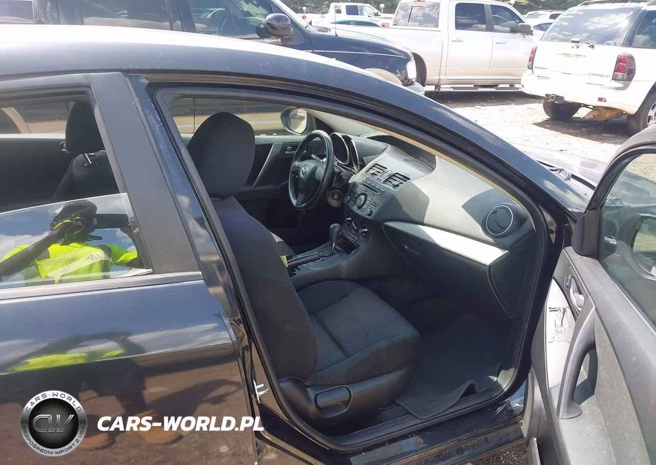 2012 Mazda Mazda3 I Sport VIN:JM1BL1UF2C1530344 - 5