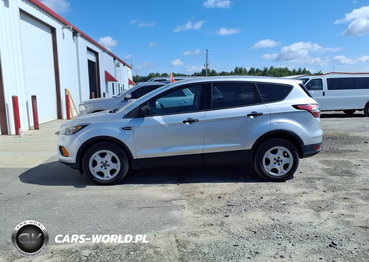 2018 Ford Escape S VIN:1FMCU0F7XJUD08367 - 14