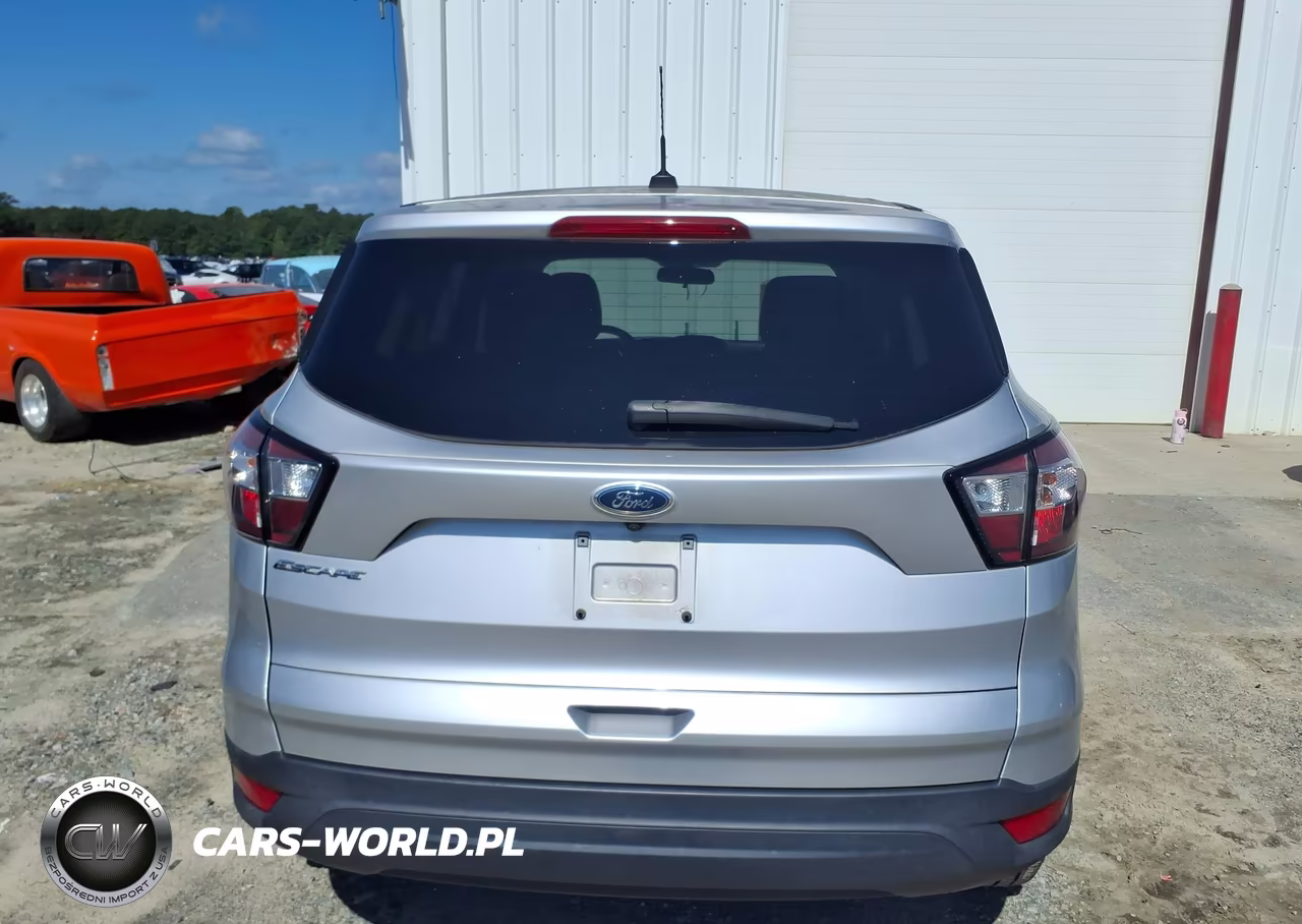 2018 Ford Escape S VIN:1FMCU0F7XJUD08367 - 16