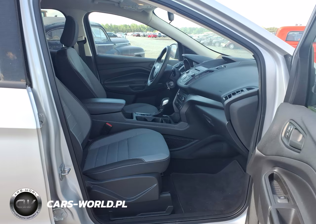 2018 Ford Escape S VIN:1FMCU0F7XJUD08367 - 5