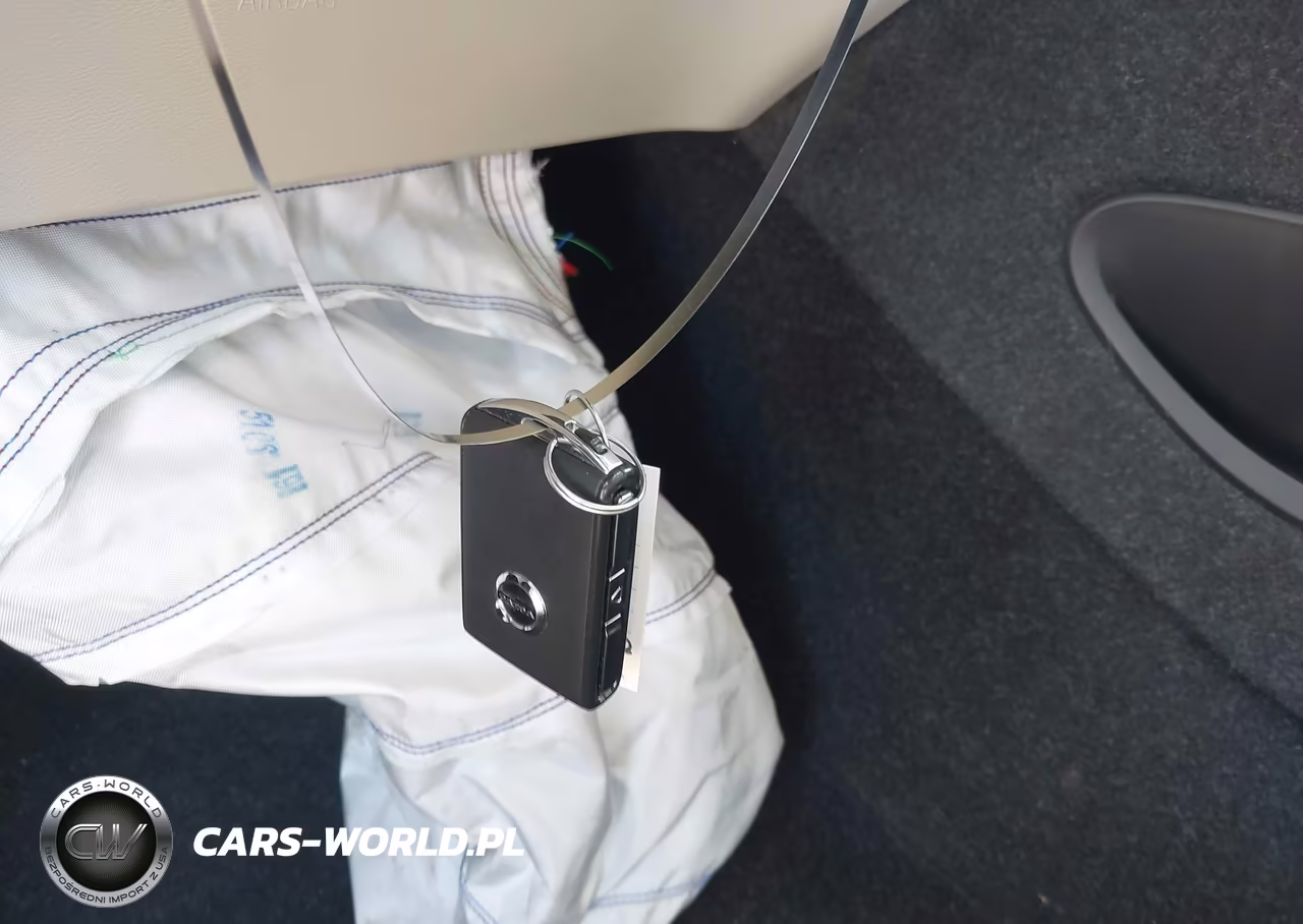 2024 Volvo Xc40 B5 Ultimate Bright Theme VIN:YV4L12UF5R2320305 - 11