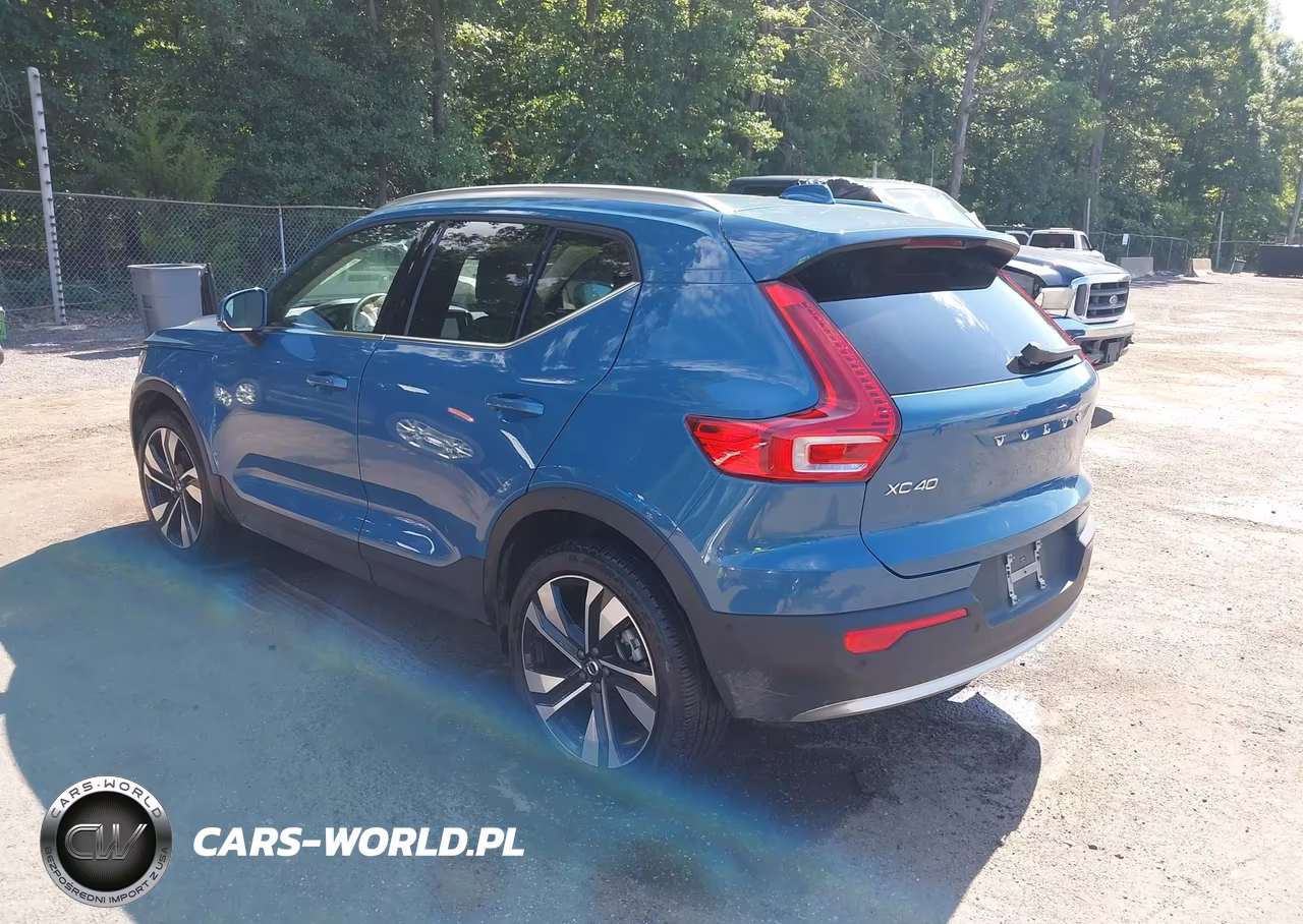 2024 Volvo Xc40 B5 Ultimate Bright Theme VIN:YV4L12UF5R2320305 - 3