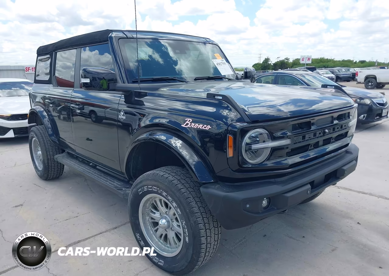2023 Ford Bronco Outer Banks
