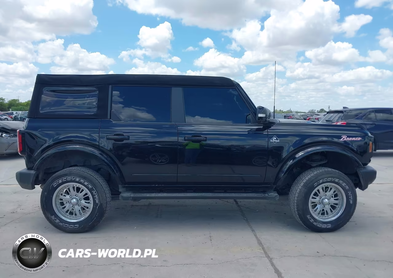 2023 Ford Bronco Outer Banks VIN:1FMDE5BH1PLB94366 - 13