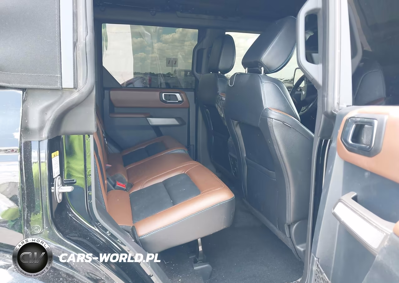 2023 Ford Bronco Outer Banks VIN:1FMDE5BH1PLB94366 - 8
