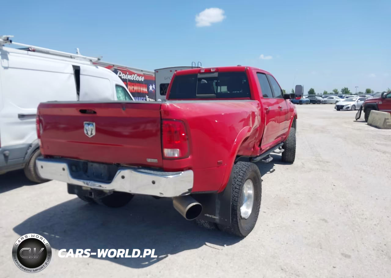 2011 Ram Ram 3500 Laramie VIN:3D73Y4CL4BG635083 - 4
