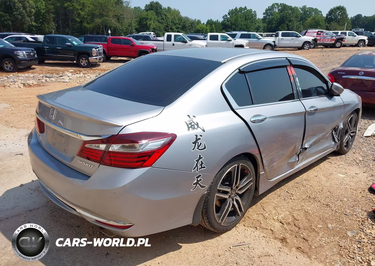 2017 Honda Accord Sport VIN:1HGCR2F52HA082662 - 4