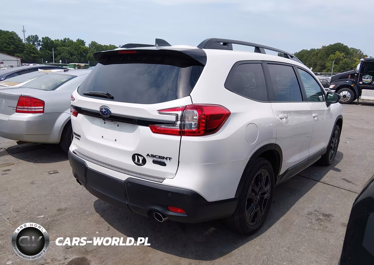 2025 Subaru Ascent Onyx Edition 7-Passenger VIN:4S4WMAFDXS3402068 - 4