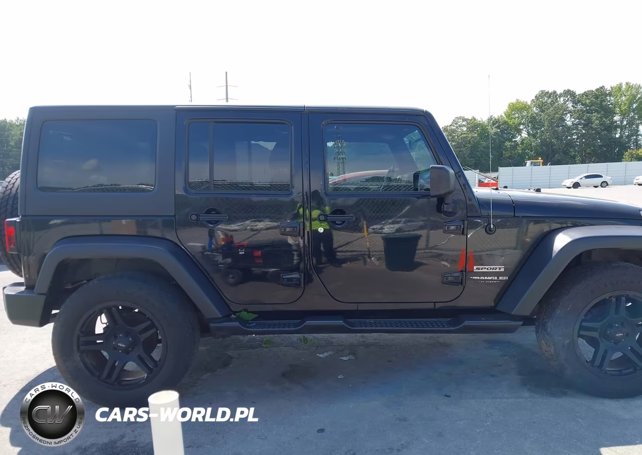 2012 Jeep Wrangler Unlimited Sport VIN:1C4BJWDG5CL166436 - 13