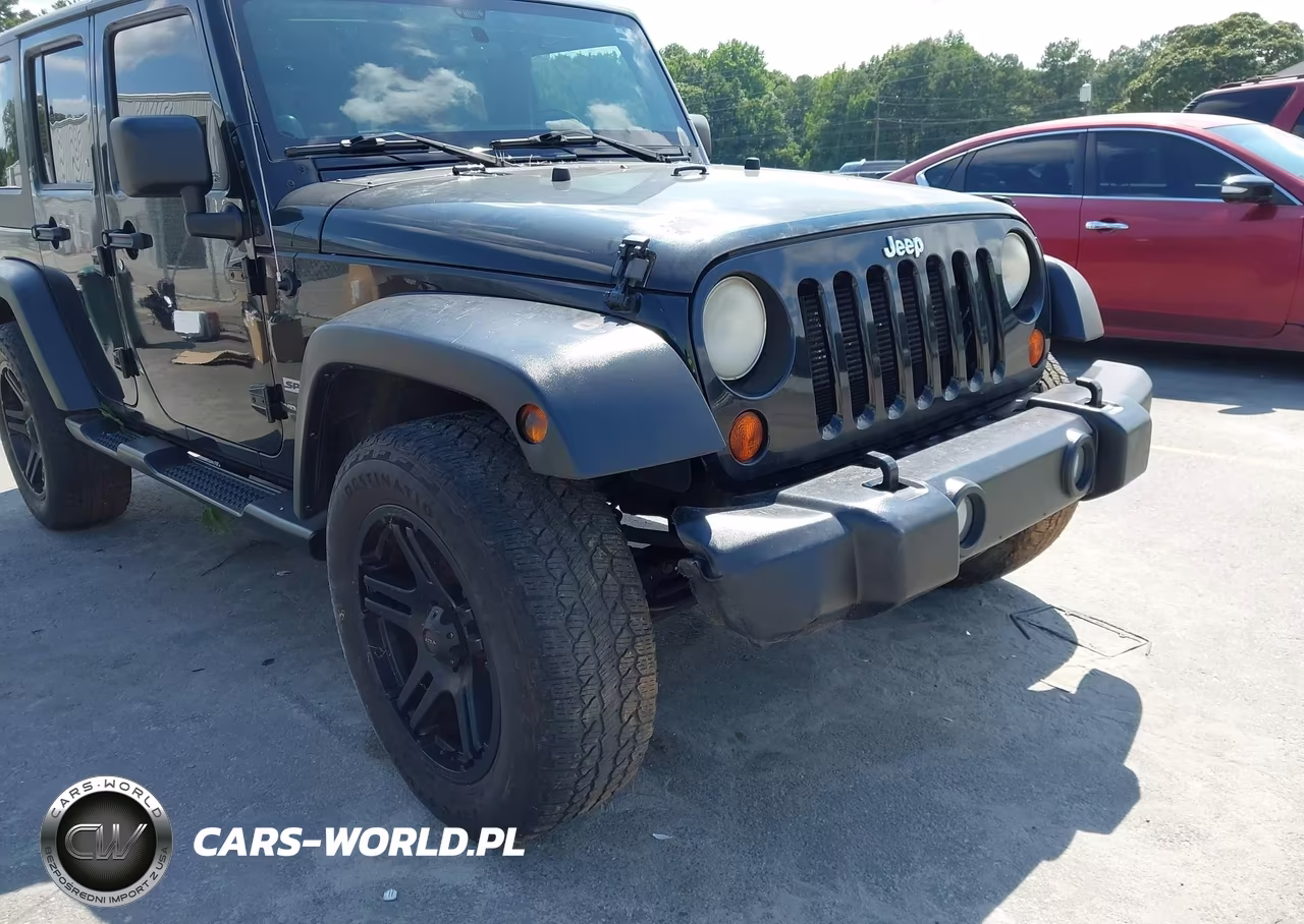 2012 Jeep Wrangler Unlimited Sport VIN:1C4BJWDG5CL166436 - 6
