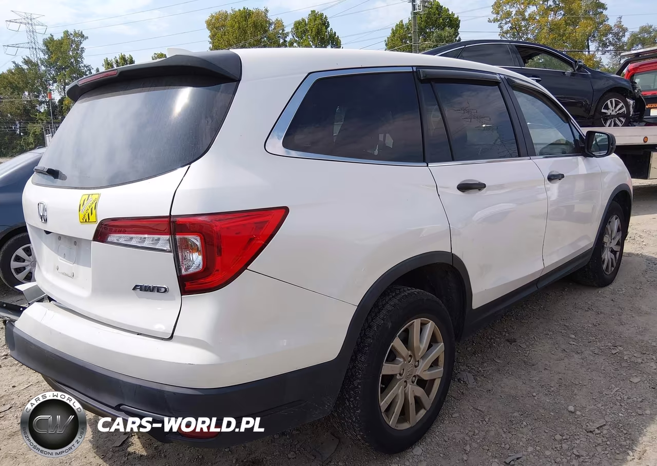 2019 Honda Pilot Lx VIN:5FNYF6H15KB066940 - 4